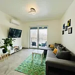 Apartman Place - Underground Parking, Air Conditioning, Self Check In Oświęcim