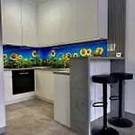 Apartman Place - Underground Parking, Air Conditioning, Self Check In *