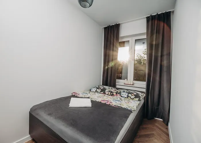 Place - Underground Parking, Air Conditioning, Self Check In Appartamento *