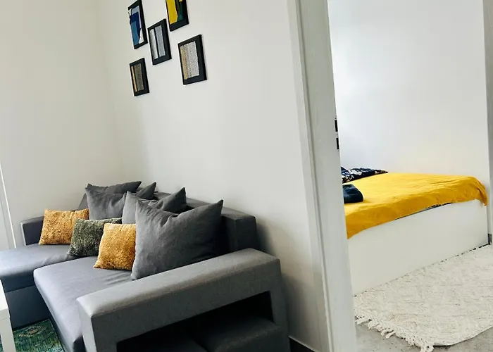 Appartamento Place - Underground Parking, Air Conditioning, Self Check In *